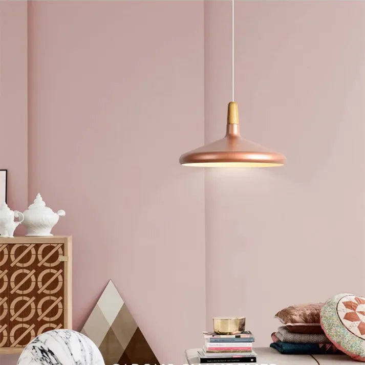 Kuželové kovové závěsné svítidlo Macaron - minimalistické a stylové
