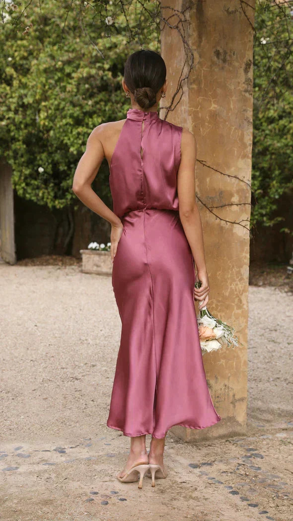 Robe de soirée midi en satin, à col licou et dos nu