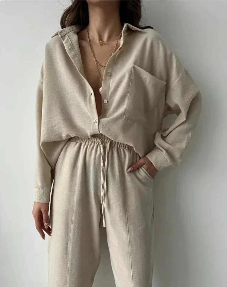 Dominique - Set with Blouse and Wide Trousers