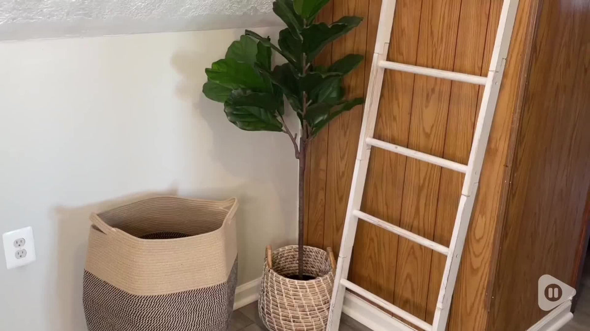 Large Woven Wicker Laundry Basket – Practical and Elegant for Any Laundry Room
