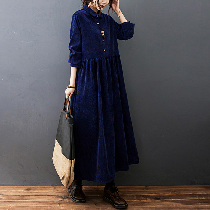 Vintage Ladies Maxi Dress with Long Sleeves and Button Closure