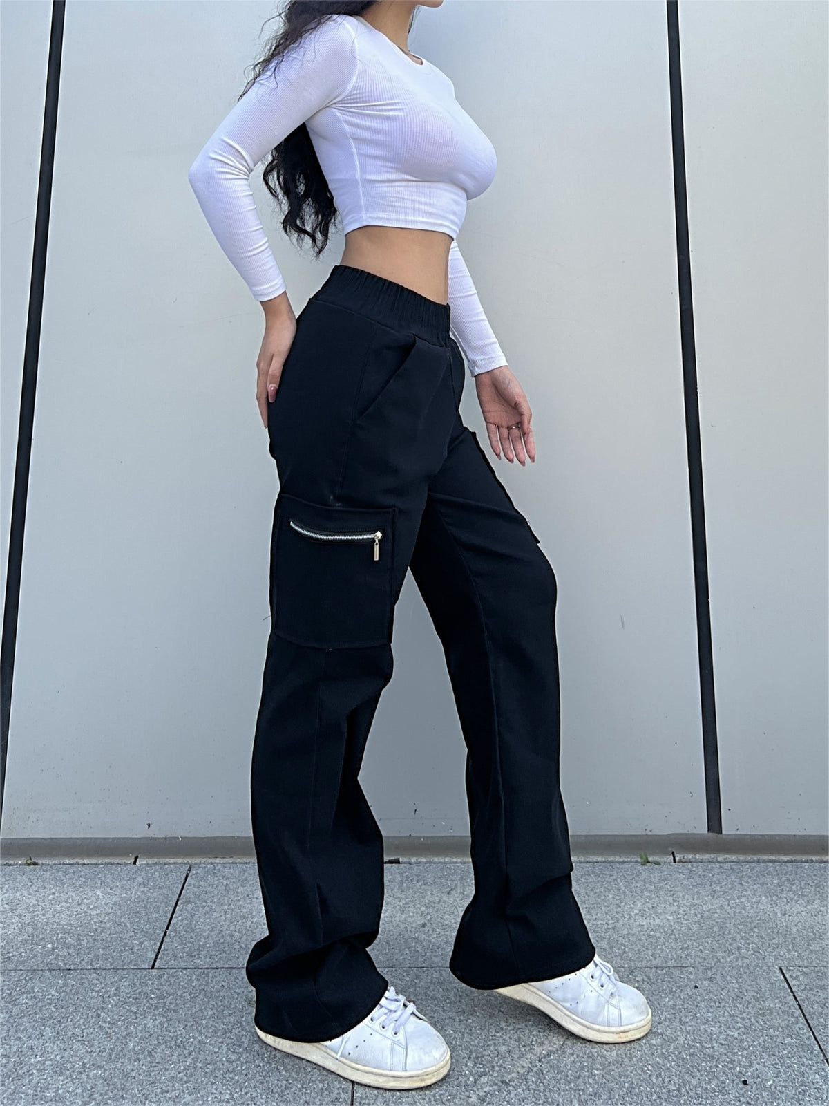 Comfortable Cargo Trousers for Women with Elastic Waist
