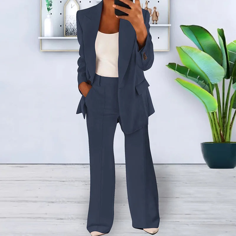Completo pantaloni da donna con gambe larghe