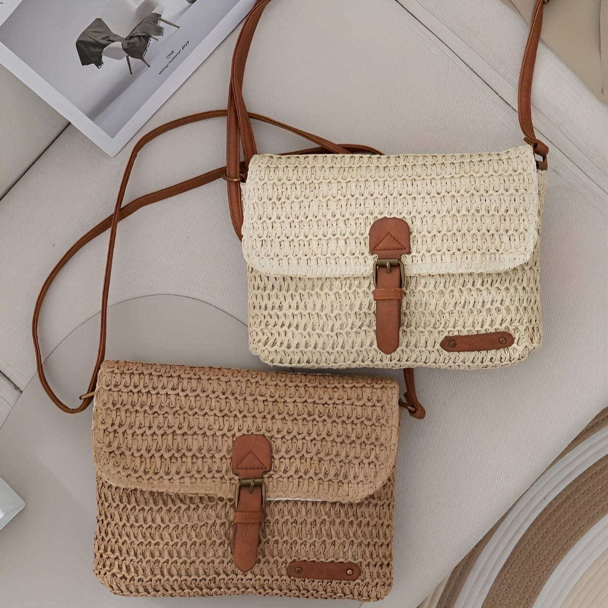 Mala de ombro entrançada para mulher, feita de palha, com alça ajustável, ideal para looks de verão