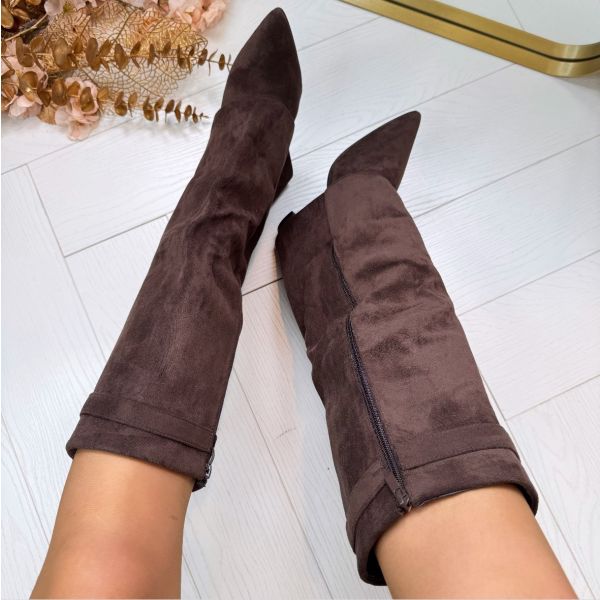 Elegant Ladies' Boots with Buckle Detail