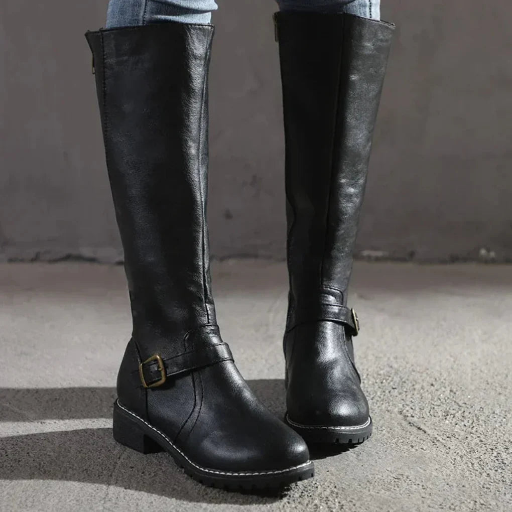 Elegant leather boots for women for any occasion