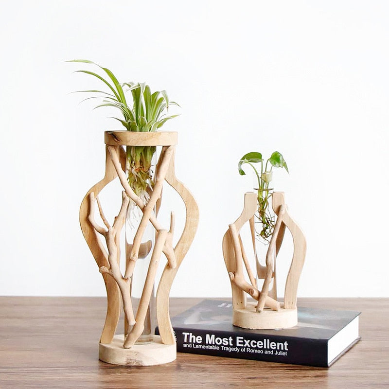 Vaso in legno naturale - Decorazione unica per le piante
