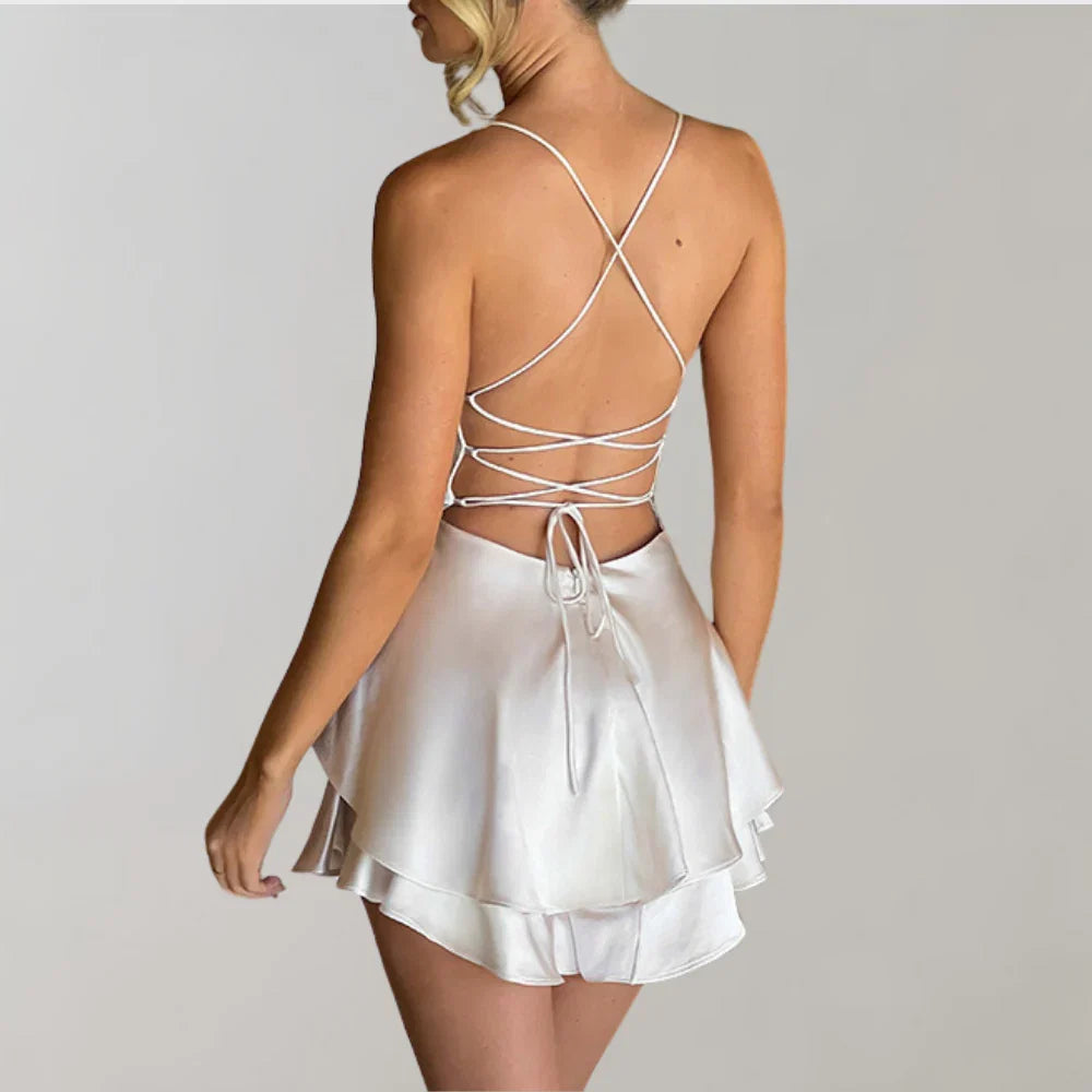 Nynne – Elegant Open Back Summer Dress