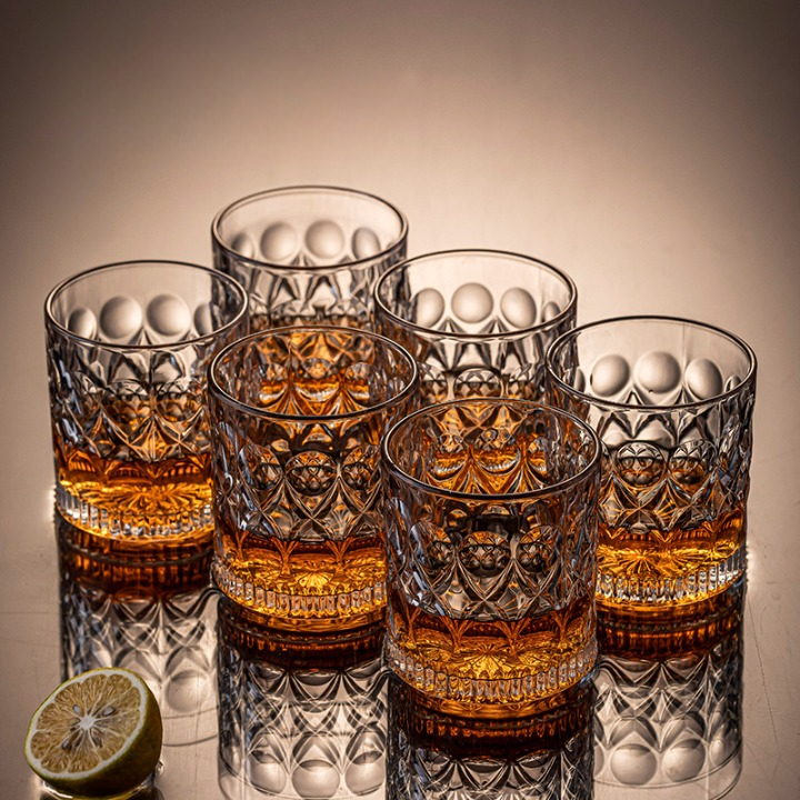 Copa de cristal para whisky, para servir con estilo y disfrutar de una cata óptima