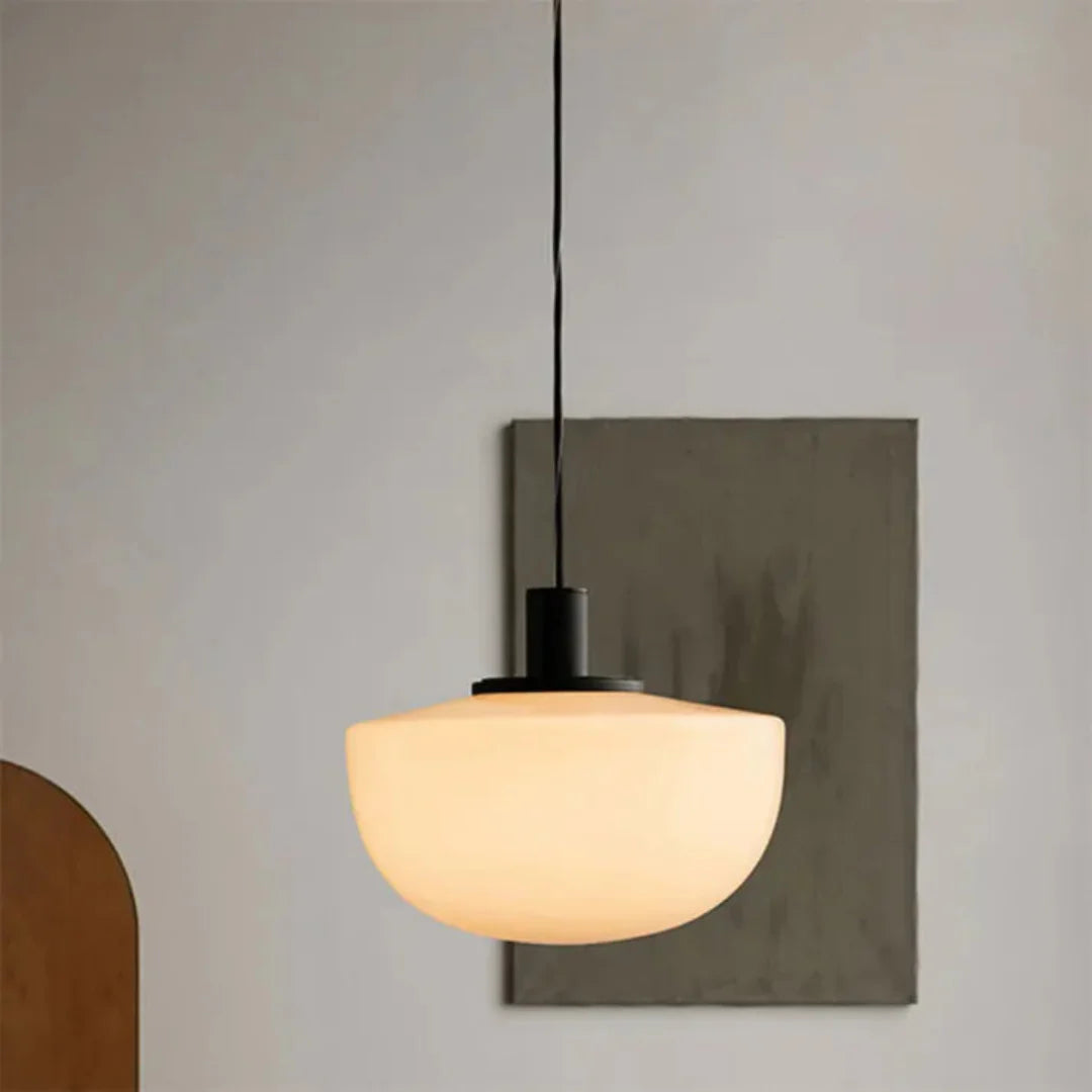 SphereGlow Pendant Lamp – Modern Glass Design