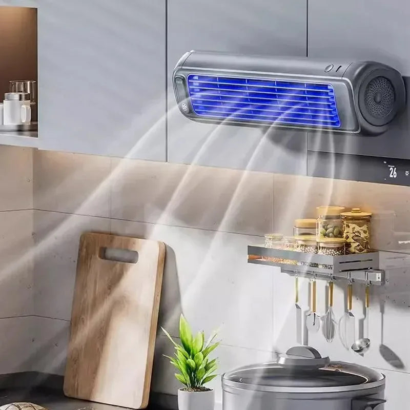 Portable air conditioning unit with compact design