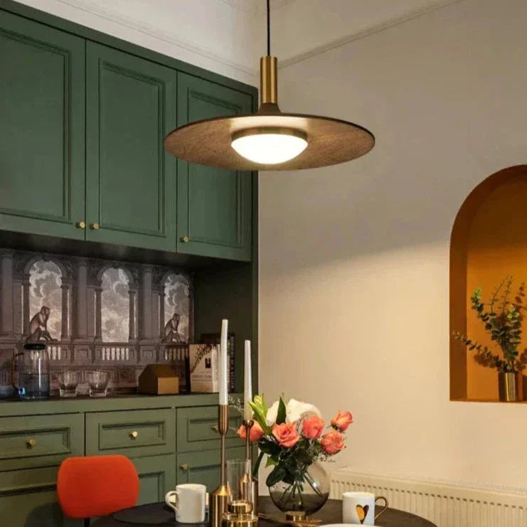 Noorse hanglamp van walnoothout – Stijlvol, modern en energiezuinig