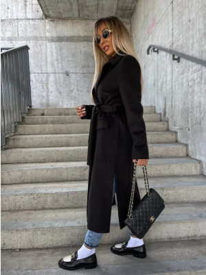 Warm trench coat with belt for women | winter