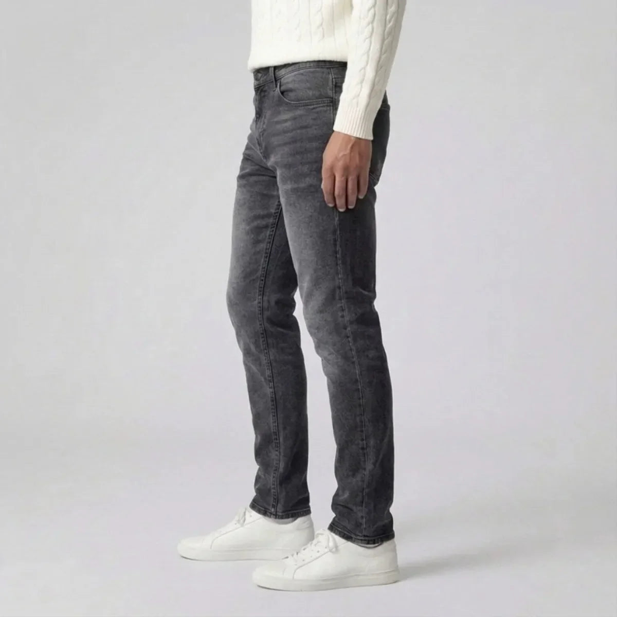 Jean slim avec délavage clair et style cinq poches
