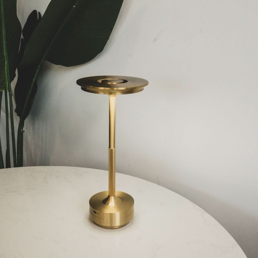 Ambient | Lampe de table sans fil en métal