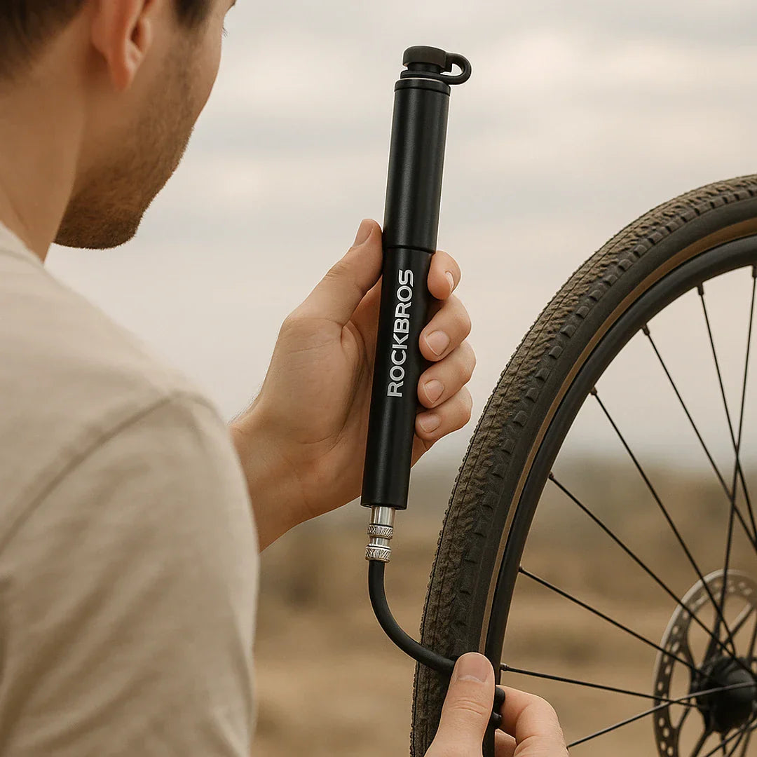 Pyöränpumppu | mini, kannettava | Presta-, Schrader- ja maantie-, MTB- ja BMX-venttiilit