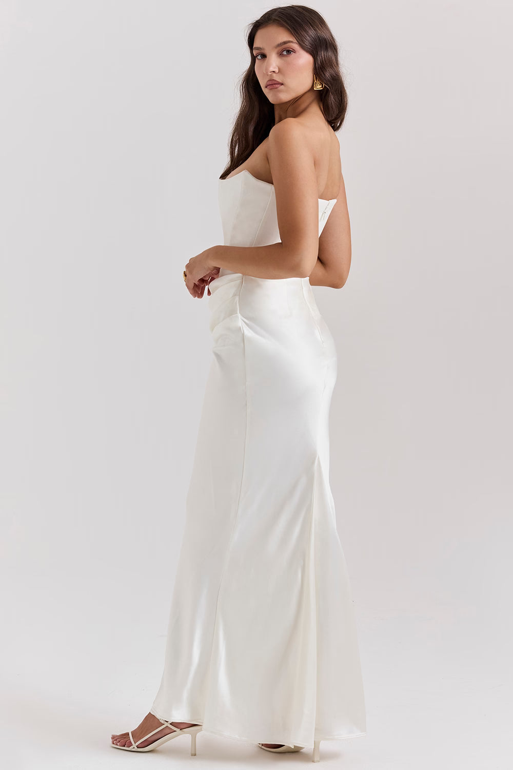 Ladies Elegant Strapless Maxi Dress with Long Skirt