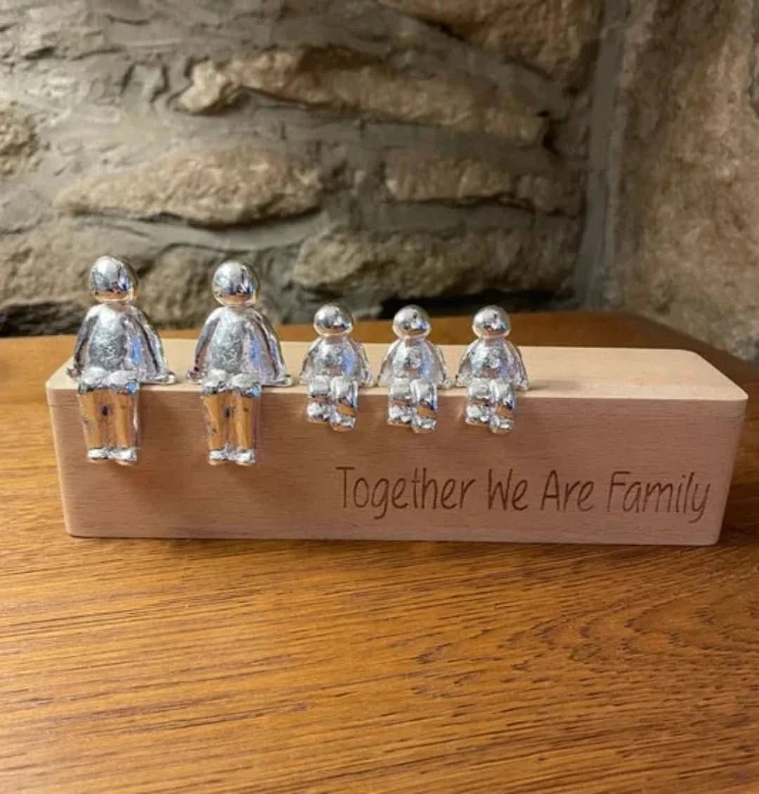 Eternal Family Relationship Sculpture