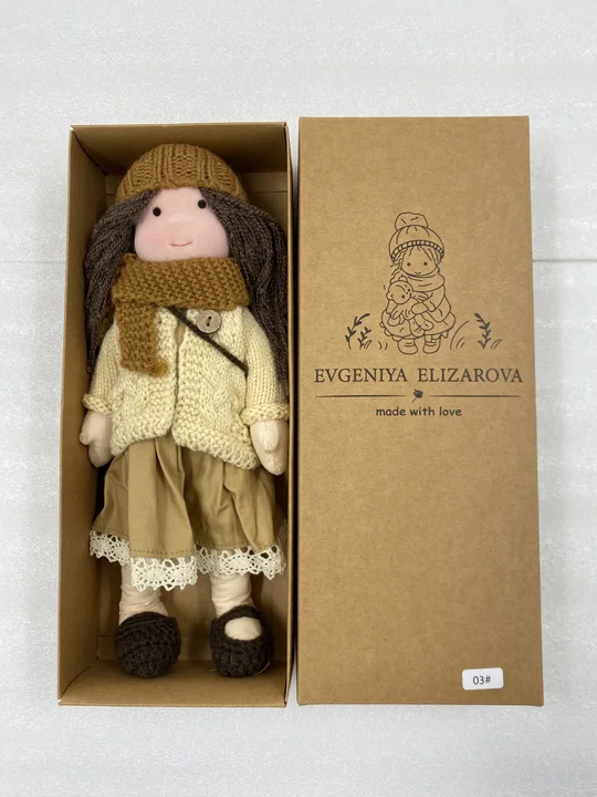 Muñeca Waldorf Dear Lana – Suave, resistente y hecha a mano