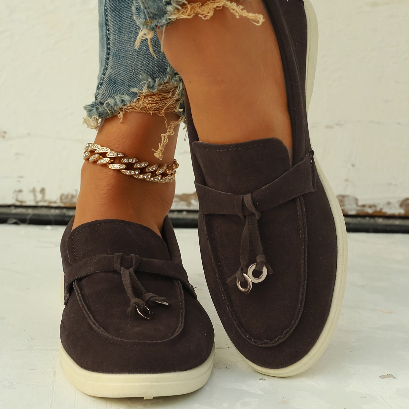 Mila | Women's tassel loafer with iron ring and decoration