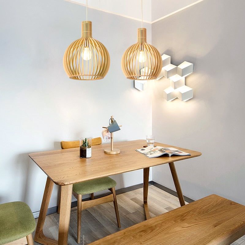 Holz-Pendelleuchte Hallai – Warmes Licht und einzigartiges Design