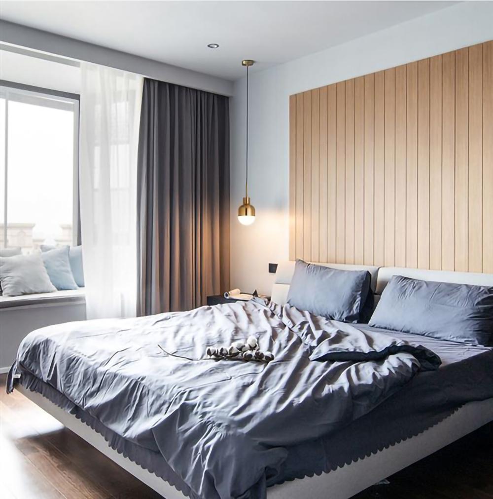 Suspension Niku – Design luxueux en laiton et en verre
