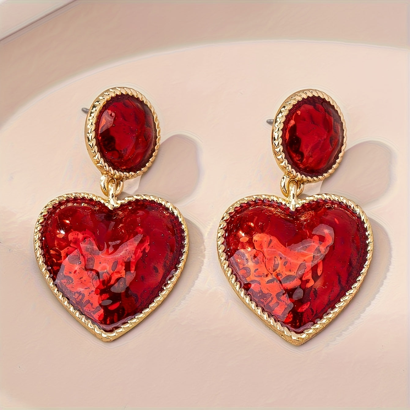 Rosa | Boucles d'oreilles pendantes cœur rouge chic