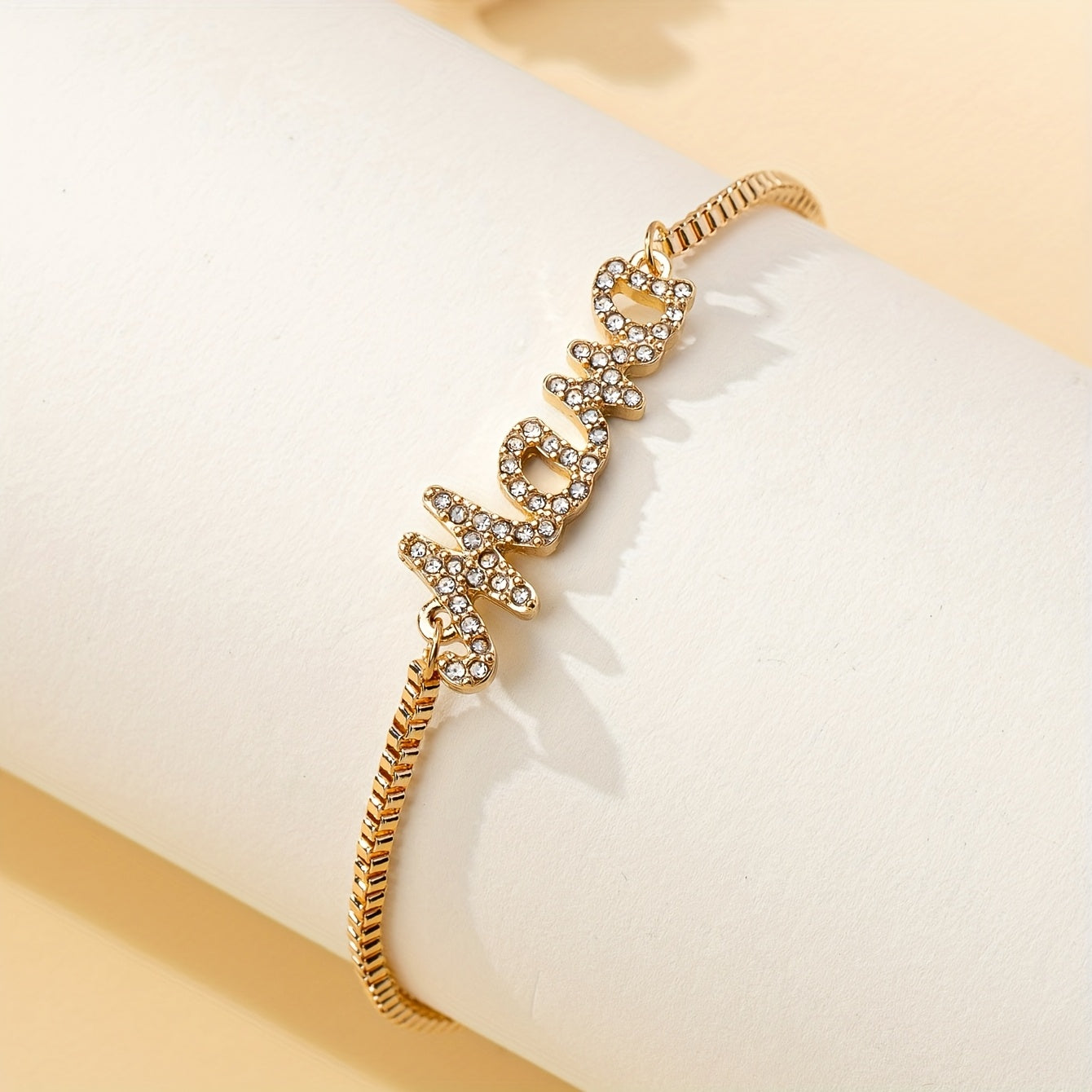 Bracelet Lettre Maman Stylé avec Faux Diamants