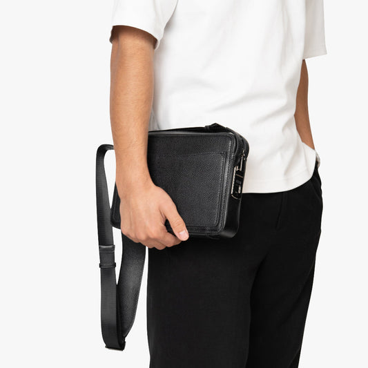 Sac bandoulière moderne avec verrouillage sécurisé par empreinte digitale