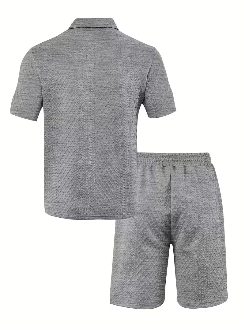Ensemble d'été avec polo et short
