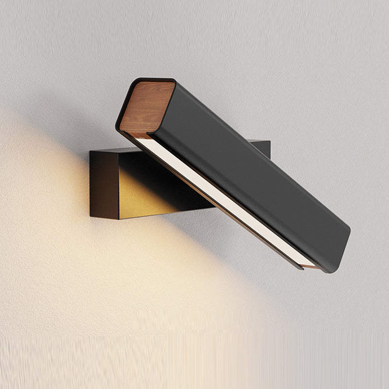 Modern LED Wall Lamp of Wood and Metal