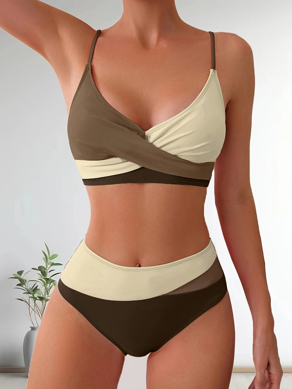 Set bikini patchwork elasticizzato e comodo da donna
