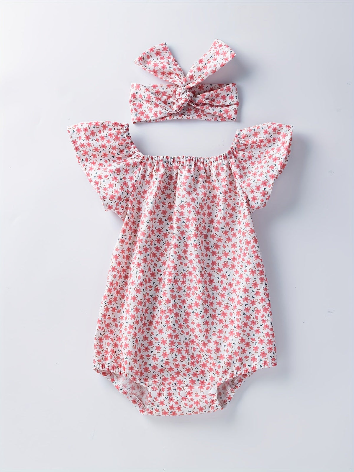 Baby romper with floral pattern – Soft cotton and comfortable