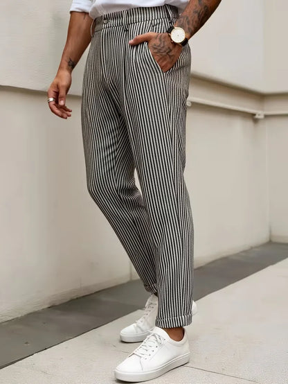 Pantalon court rayé