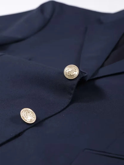 Blazer slim avec boutons dorés