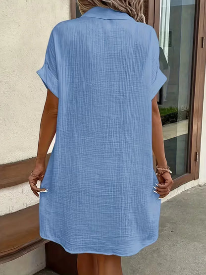 Robe chemise avec col en V et manches courtes
