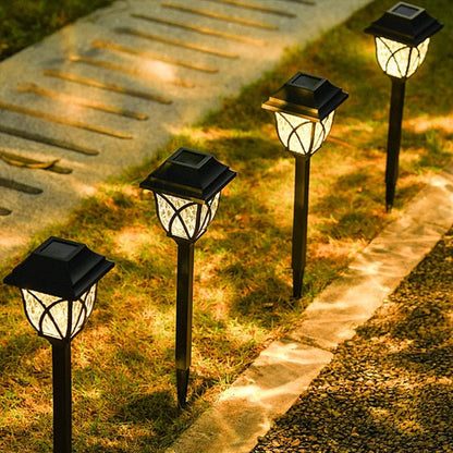 Lámparas solares de jardín con diseño de farol para una iluminación exterior ambiental y de bajo consumo
