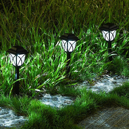 Lámparas solares de jardín con diseño de farol para una iluminación exterior ambiental y de bajo consumo