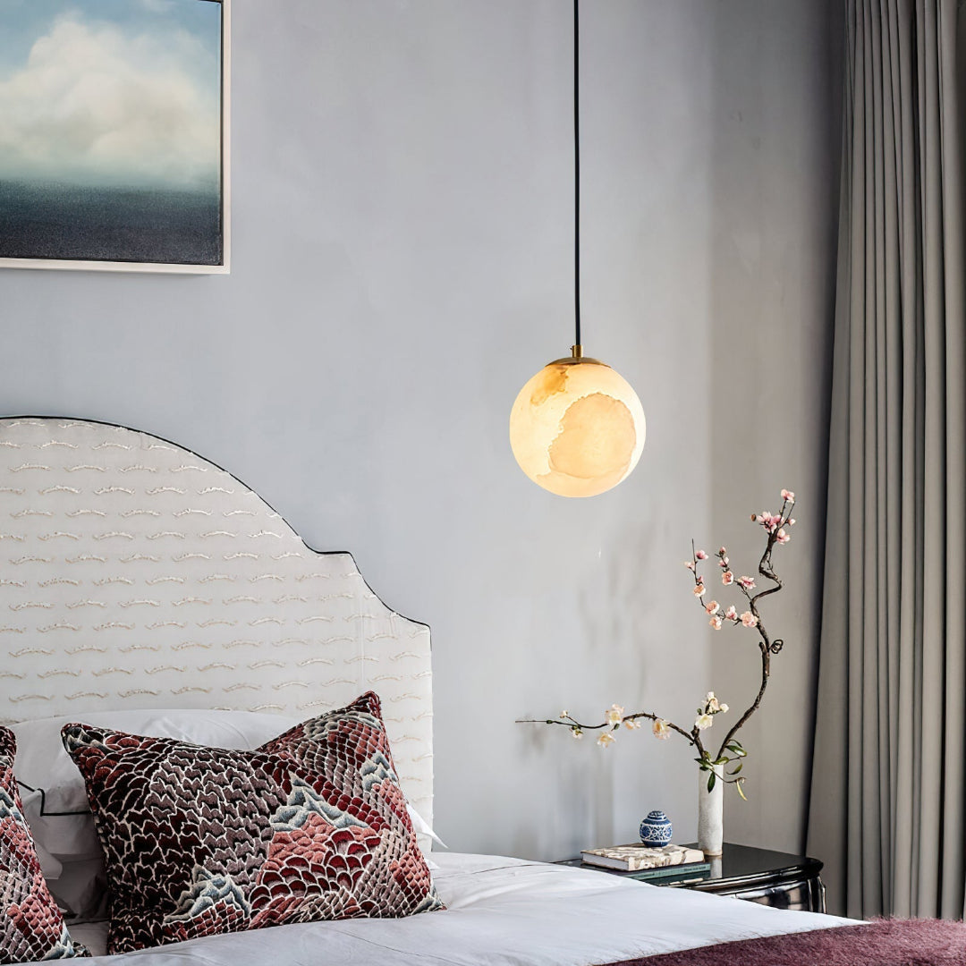 Luxe Alabaster Pendant Light - Elegance and Atmospheric Lighting