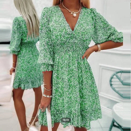 Stilvolles Kleid für Damen – Juli