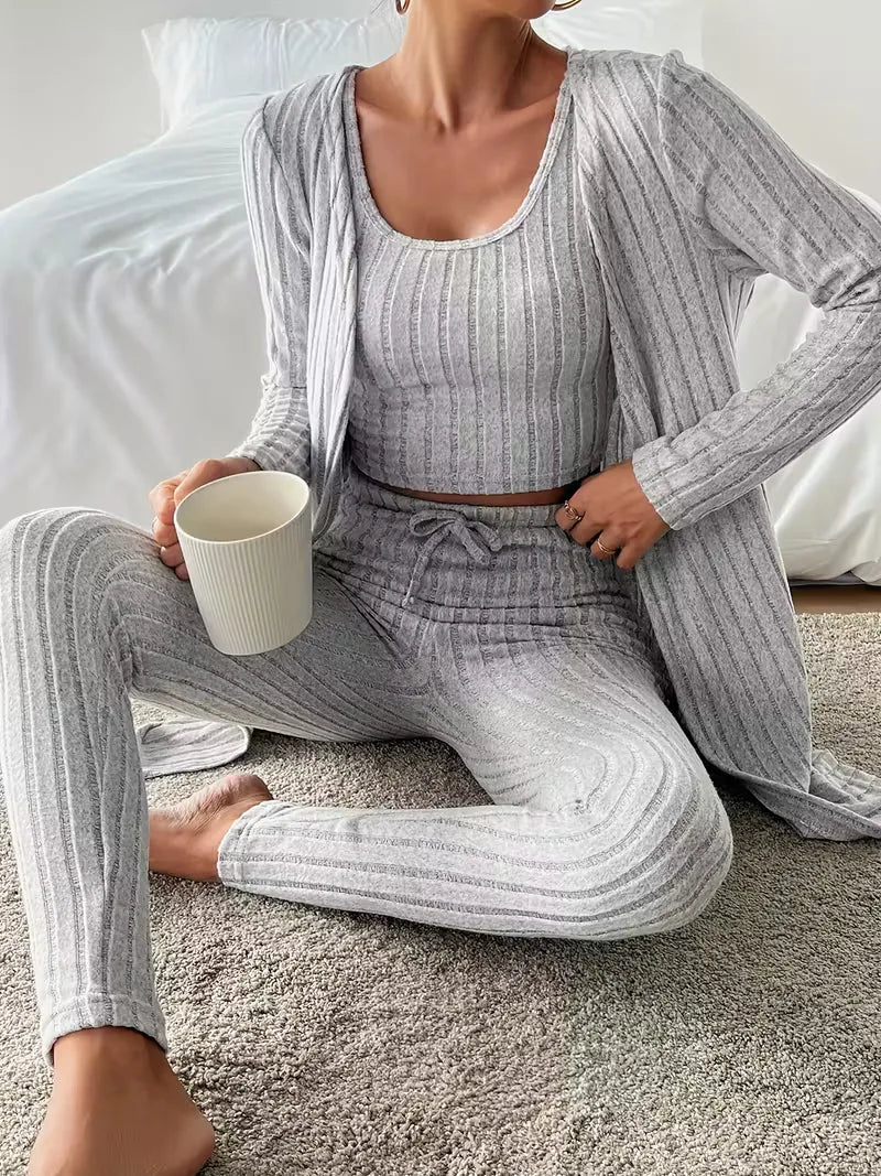 Ensemble trois pièces avec cardigan