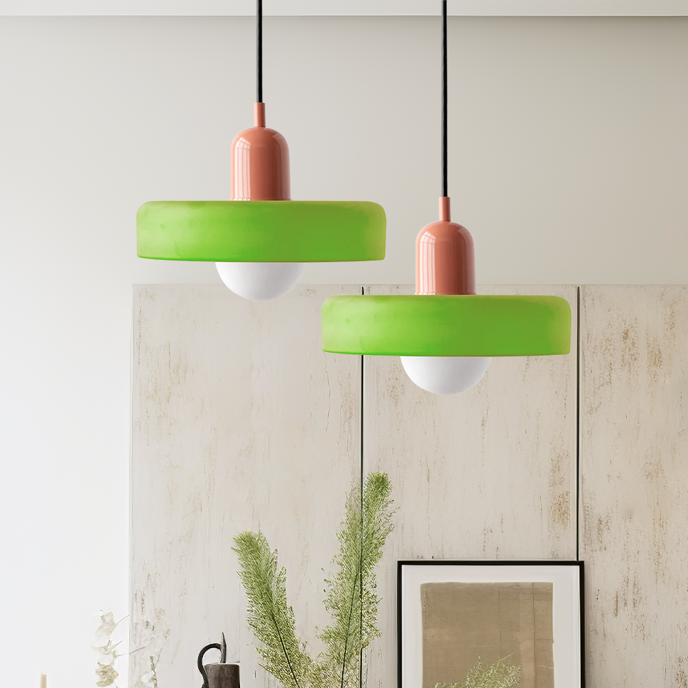 ColorLoop-Pendelleuchte – Künstlerische Hängelampe im Bauhaus-Stil mit warmem Licht
