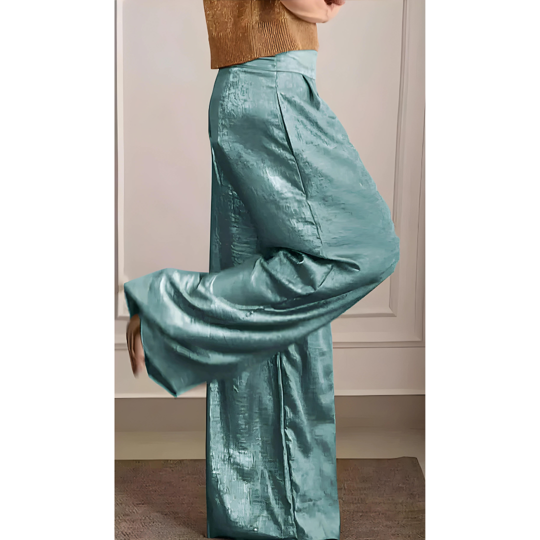 Elegant Trousers with Gold Details and Wide Legs
