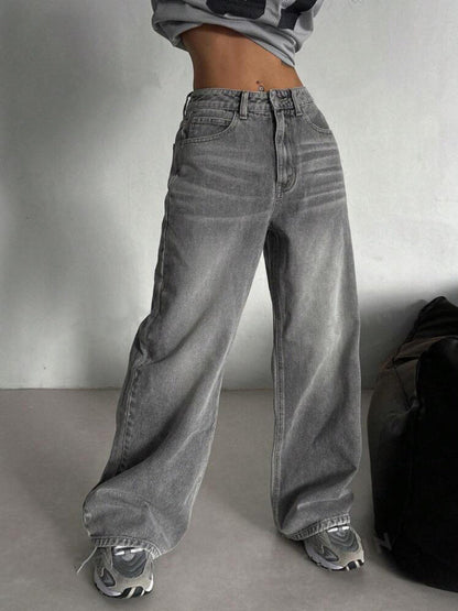 Low Rise Straight-Leg Women's Jeans with Vintage Wash
