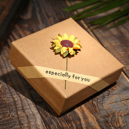 Sunflower Necklace - Elegant and Stylish
