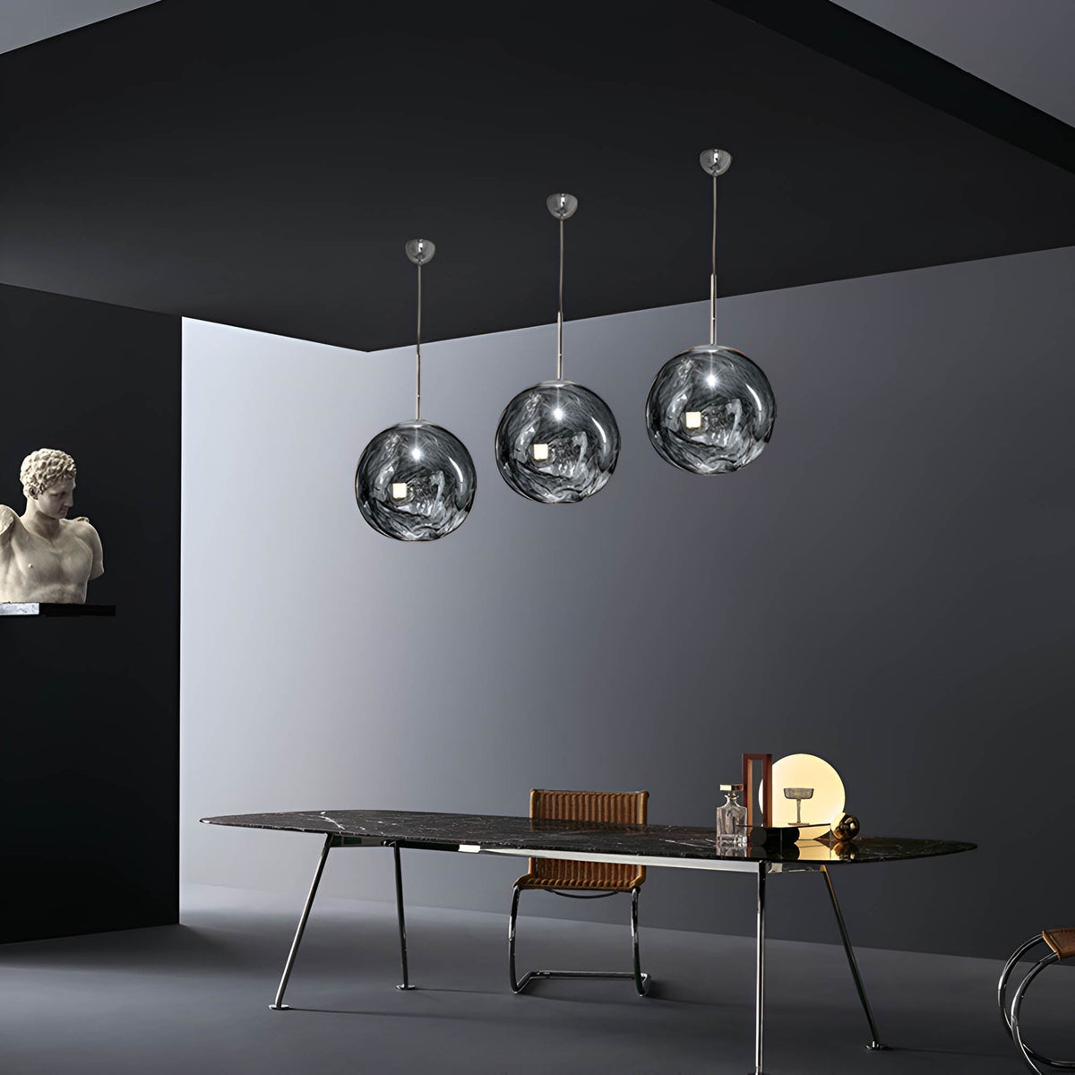 Elegante lampada a sospensione Luna in resina - design moderno