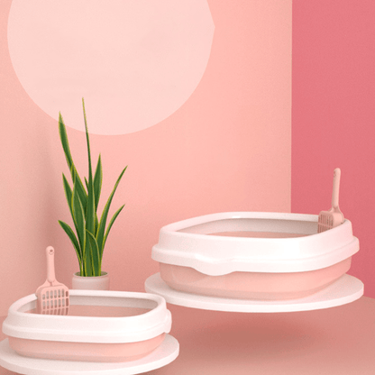 Arenero abierto grande para gatos con borde elevado y pala – Diseño minimalista y espacioso