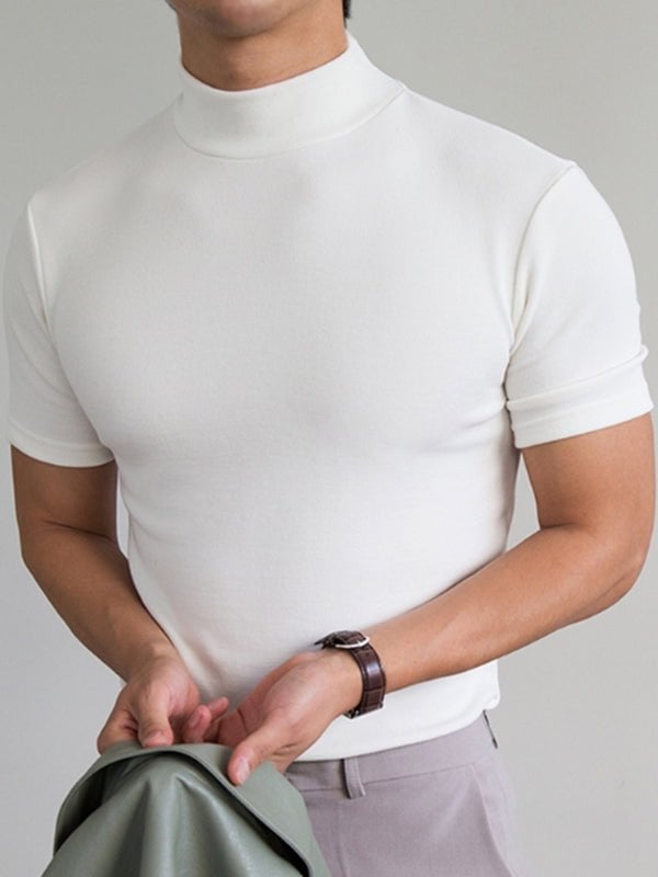 Herren-T-Shirt in Slim Fit mit hohem Kragen und modernem Schnitt