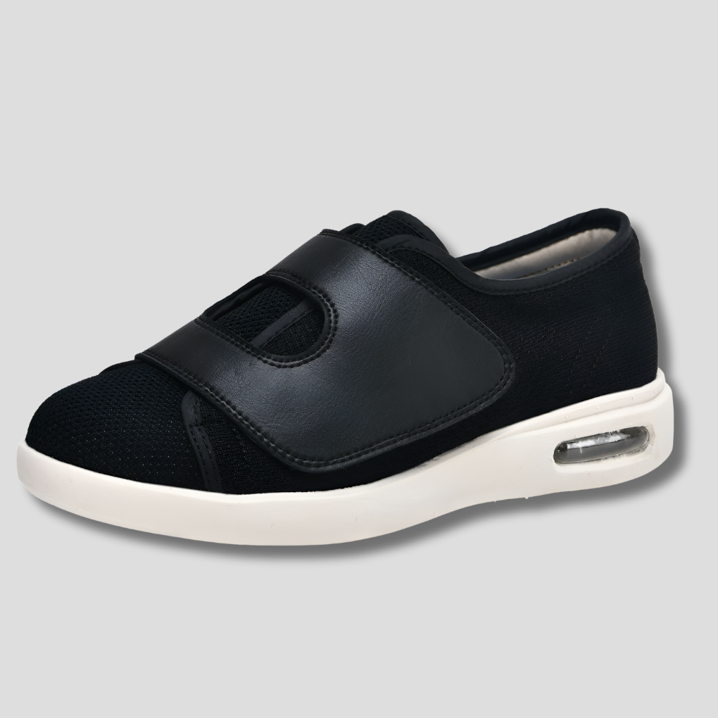 Wide diabetic shoes for swollen feet