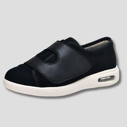 Wide diabetic shoes for swollen feet